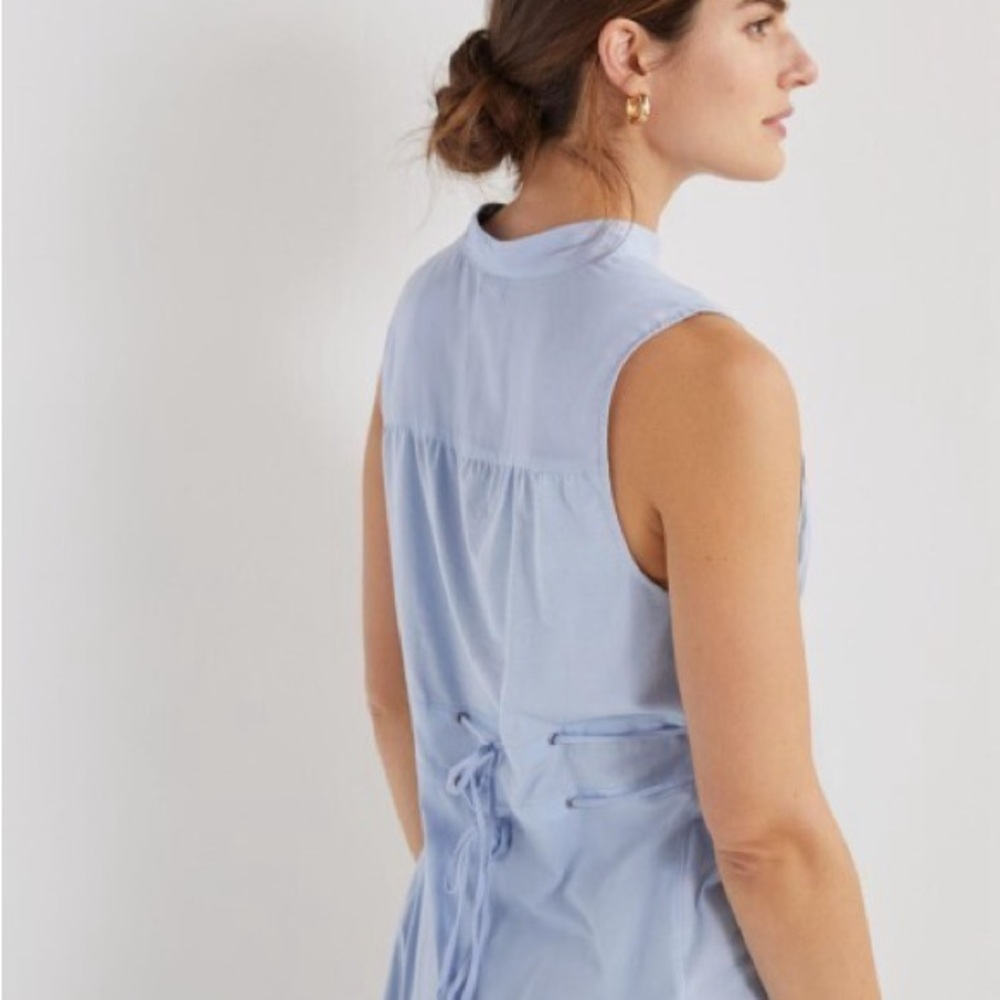 NWT Tiny Anthropologie Large Sky Blue Sleeveless Embroidered Button Front Top - Picture 2 of 12